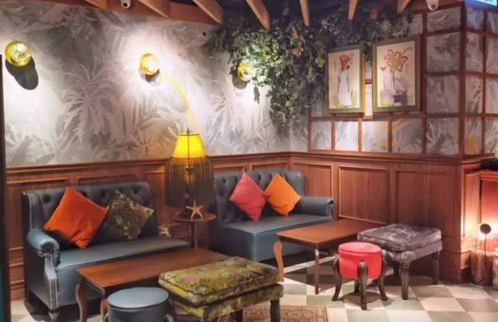 高级西餐厅里的面包店_西餐厅的面包片叫什么_高级的面包店